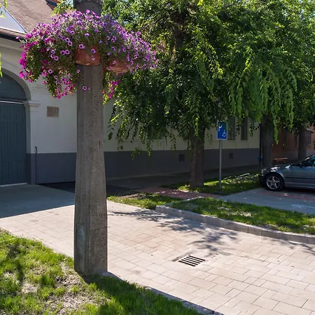Hotel Pilvax Kalocsa