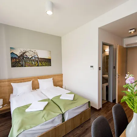 Hotel Pilvax Kalocsa