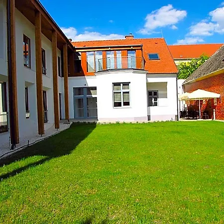 Pilvax Superior Hotel 3*